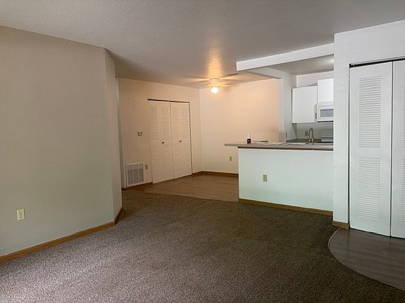5th image of 4669 N Park Ln #4669