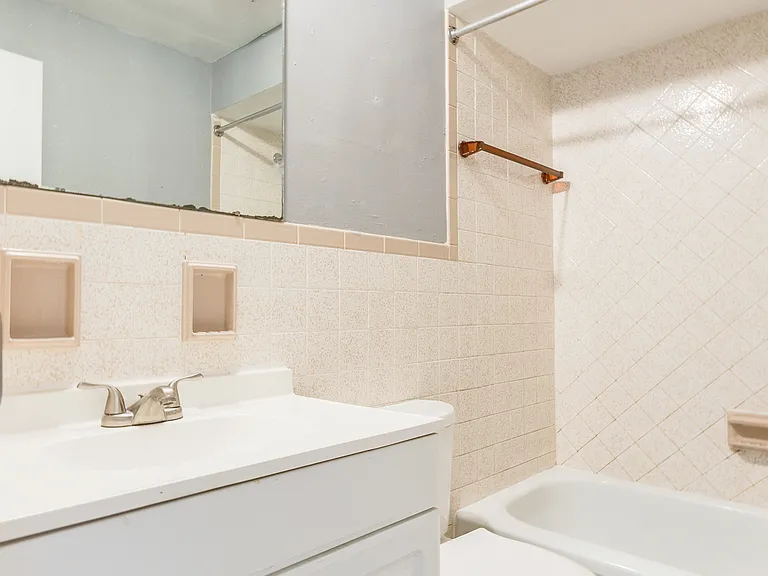 7408 Washington Ave #H — Photo 10