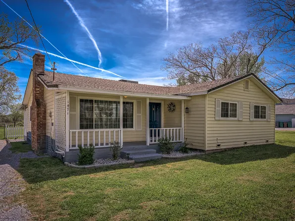 1471 3rd St, Anderson, CA 96007