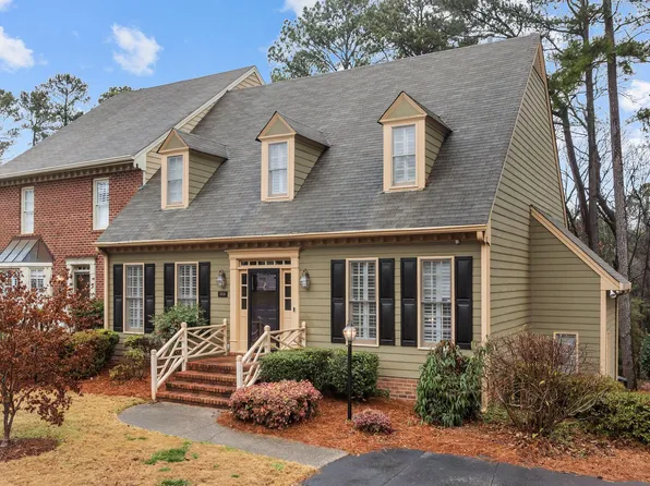 609 Crabbery Ln, Raleigh, NC 27609