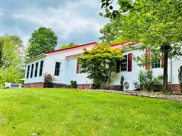 19030 State Route 3 Rte, Rush, KY 41168