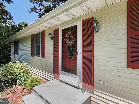 4th image of 25338 Sandy Point Rd