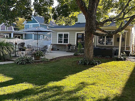 2nd image of 140 Mound Ave