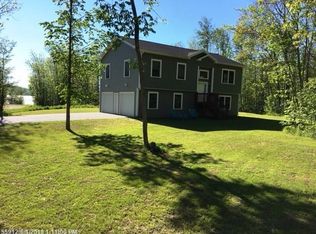 215 Smith Rd, Hermon, ME 04401