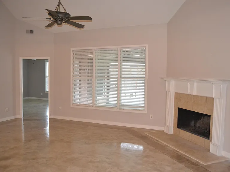 10486 Juneau Way — Photo 7