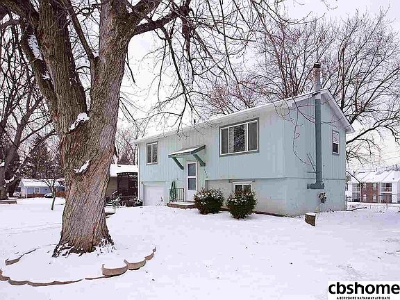 2nd image of 1610 N 111th St