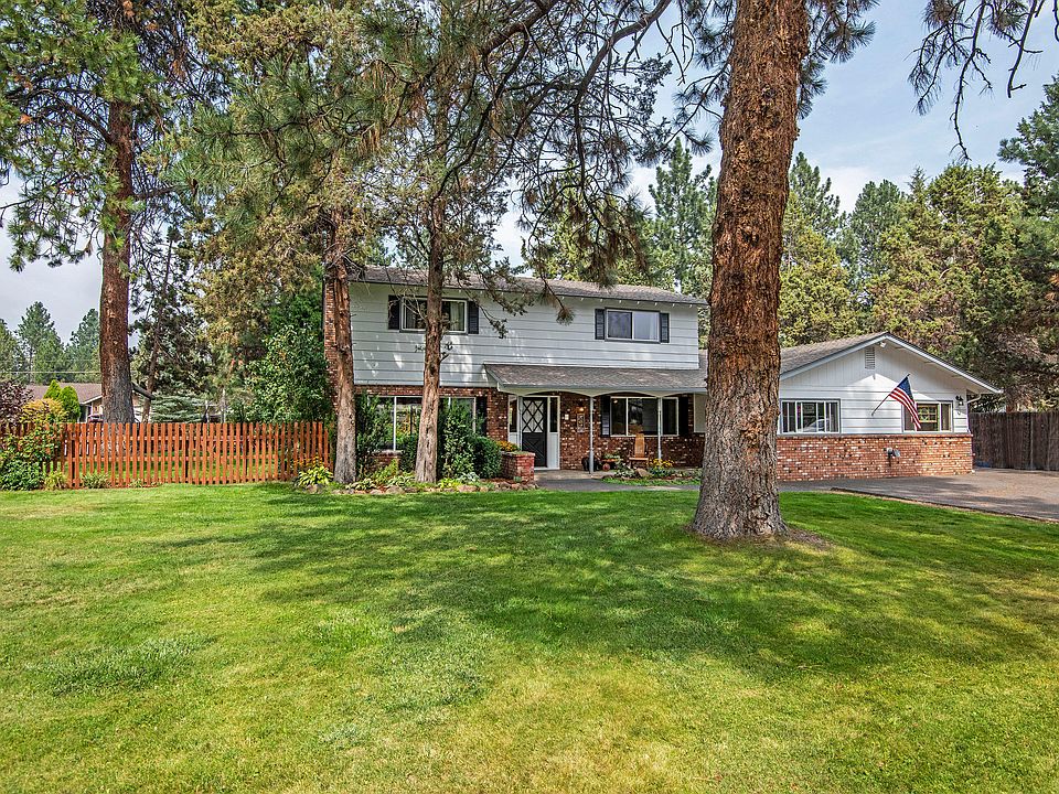 1st image of 1808 SE Tempest Dr