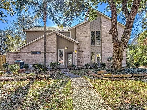 2nd image of 3722 Palmetto Creek Dr