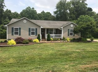 190 Pengrove Dr, Stony Point, NC 28678