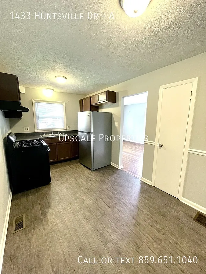 1433 Huntsville Dr — Photo 3