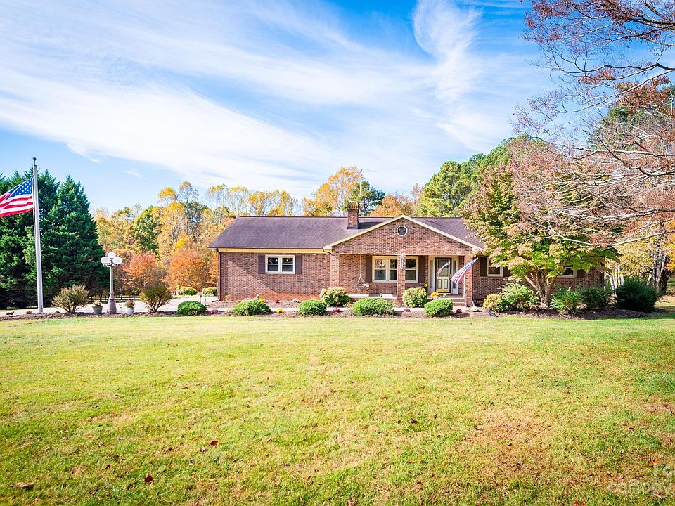 1774 Smith Farm Rd Lincolnton NC 28092 Zillow