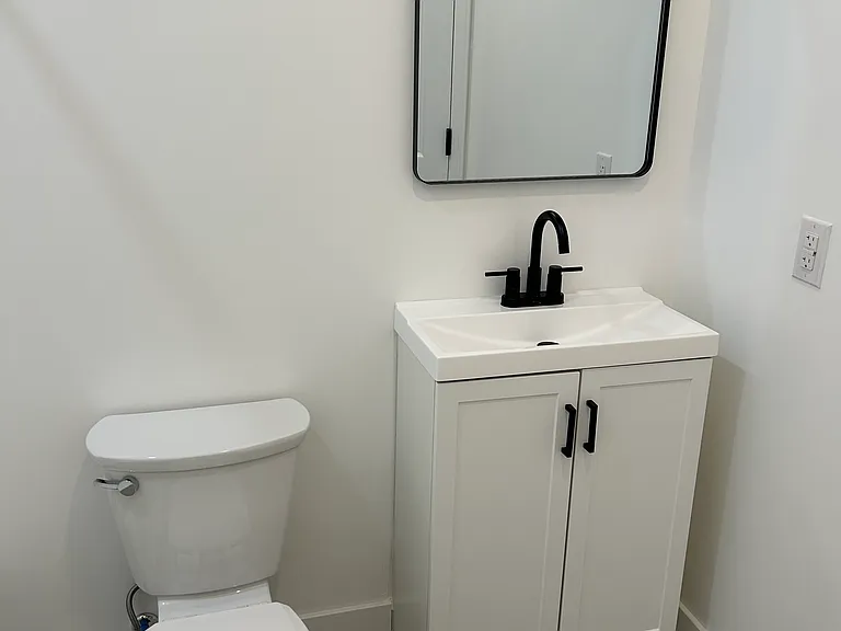 600 E Landis Ave #2A — Photo 2