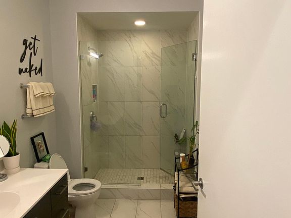 2nd image of 904 W Montana St APT 401