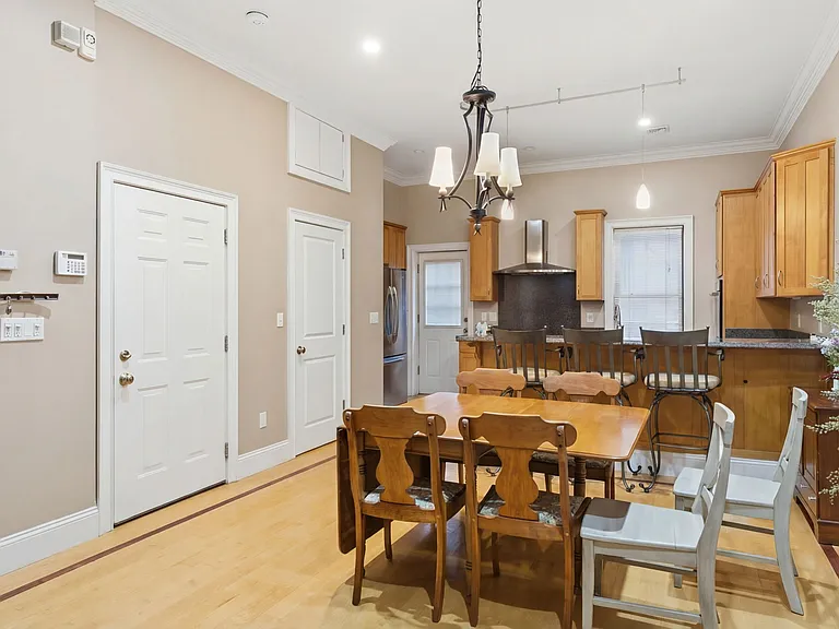 7 Worthington St #2 — Photo 7
