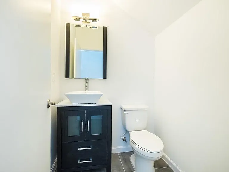 1036 NE 33rd St #1036 — Photo 11