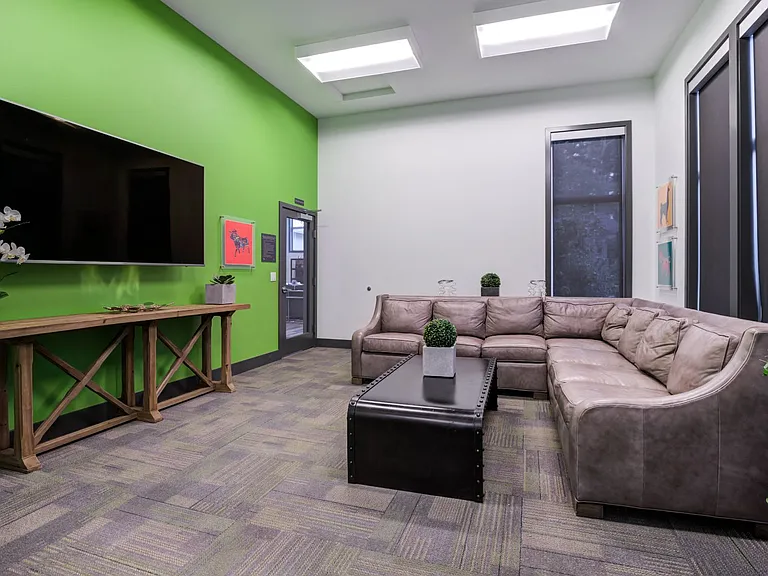 Gateway Apartments — Photo 7