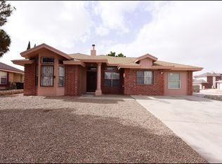 181 Lago De Oro Dr, Horizon City, TX 79928
