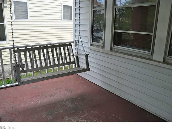 4th image of 3920 Omohundro Ave