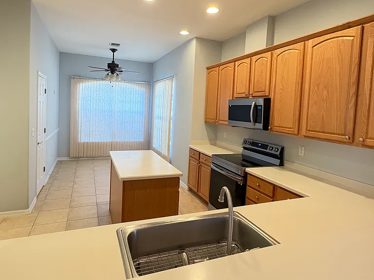 9741 Las Casas Dr — Photo 16