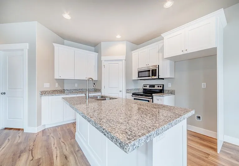 1159 S 225 E — Photo 4