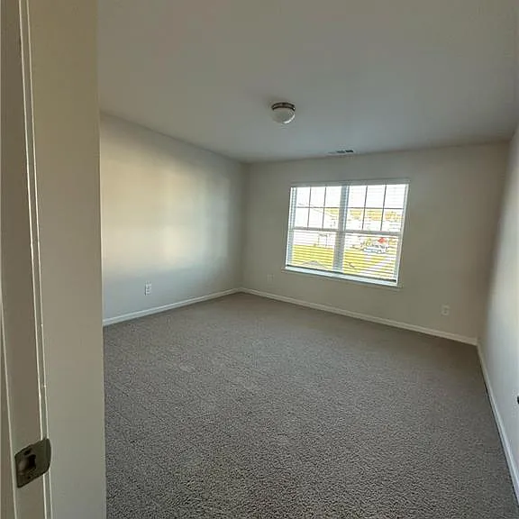 45 Pineview Dr — Photo 14