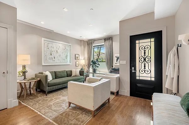 Sold by Compass | media 11