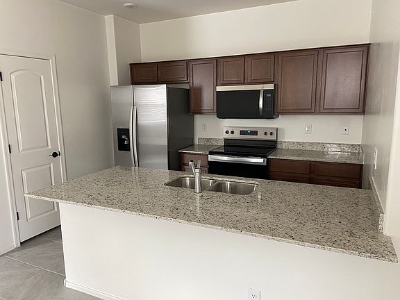 4th image of 9268 N Peridot Vista Ave