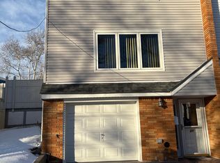 27 Duke Pl, Staten Island, NY 10314