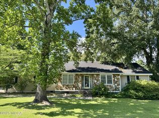 107 Whippoorwill Dr, Warner Robins, GA 31088