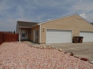 911 Boswell Dr, Laramie, WY 82070