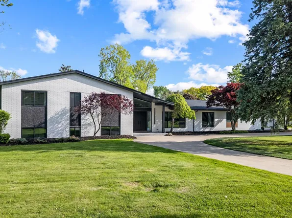 21725 Normandale St, Beverly Hills, MI 48025