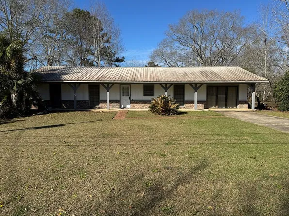 1706 Briarwood Dr, Dothan, AL 36303