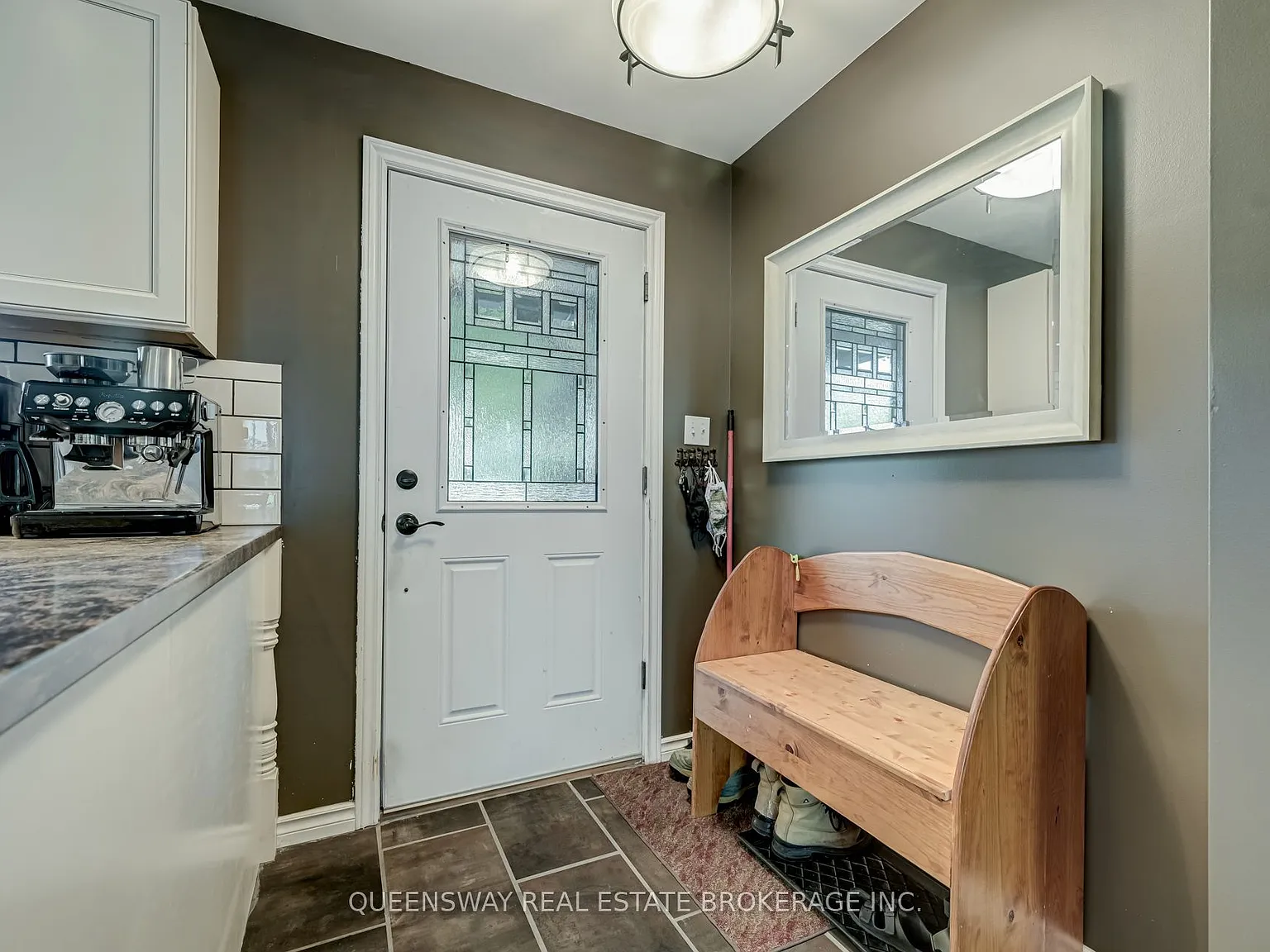 3 bed, $3,000 — Photo 3
