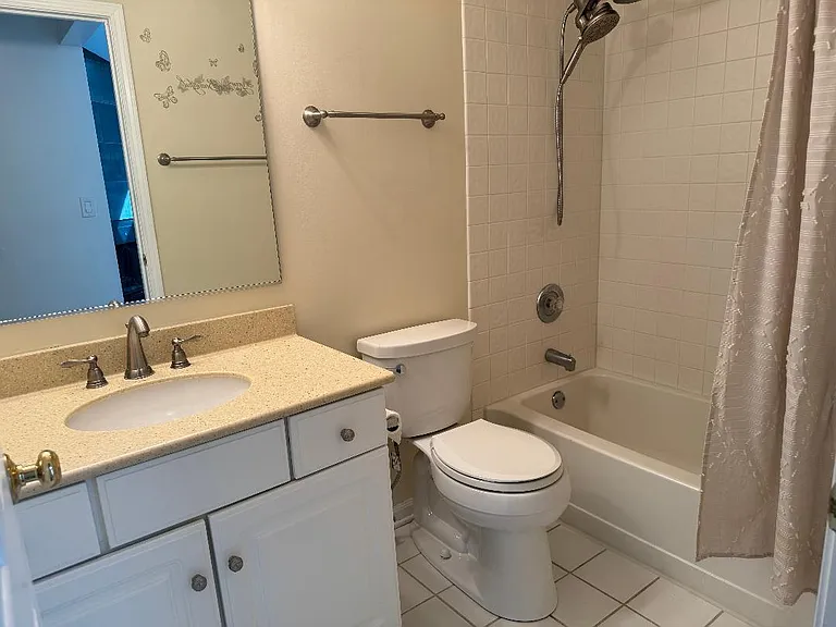 200 Norfolk Ct #8 — Photo 9
