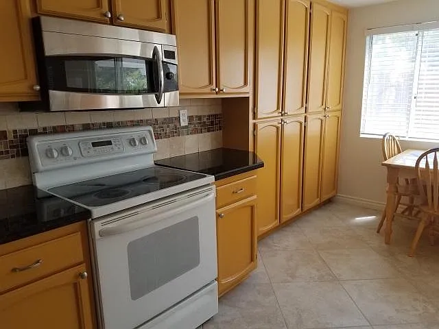 Breakfast nook