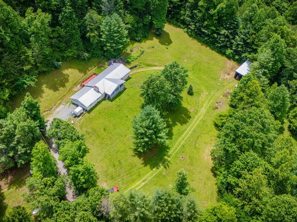 959 Dry Creek Rd, Jonesborough, TN 37659