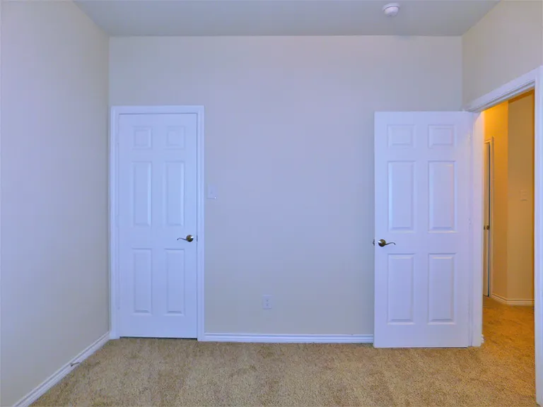 5404 Dolores Pl — Photo 18