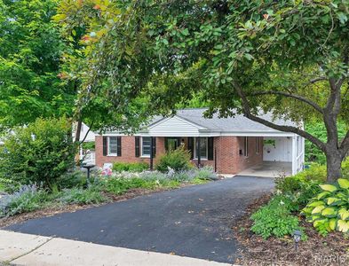 41 Chestnut Hill Ln, Saint Louis, MO, 63119