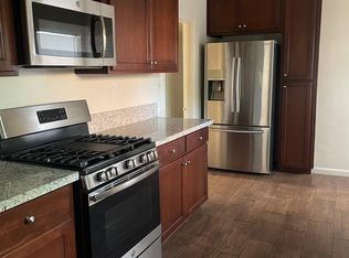 105 S Central St, Visalia, CA 93291