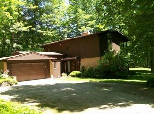 11863 Sperry Rd, Chesterland, OH 44026