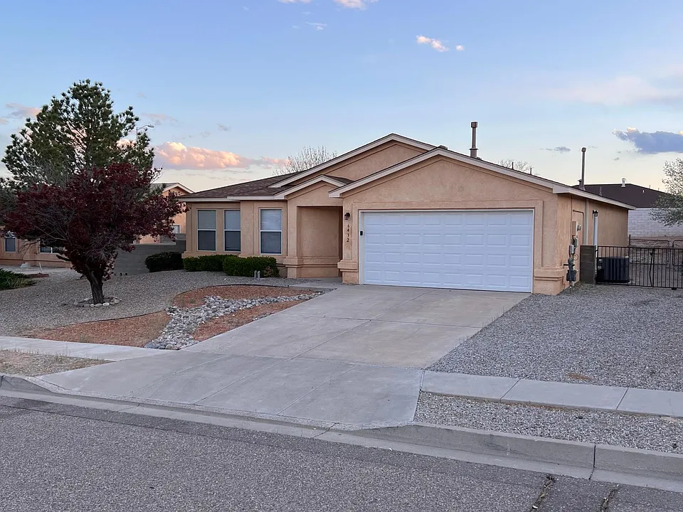 6432 Freemont Hills Loop NE