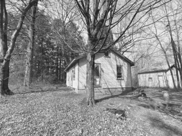 18285 Fife Coal Rd, Wellsville, OH 43968