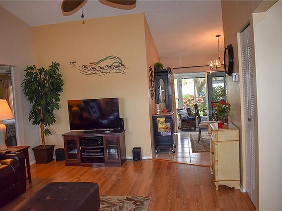 5th image of 3602 34th Avenue Dr W