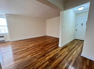 87-01 Midland Pkwy #4L, Jamaica, NY 11432
