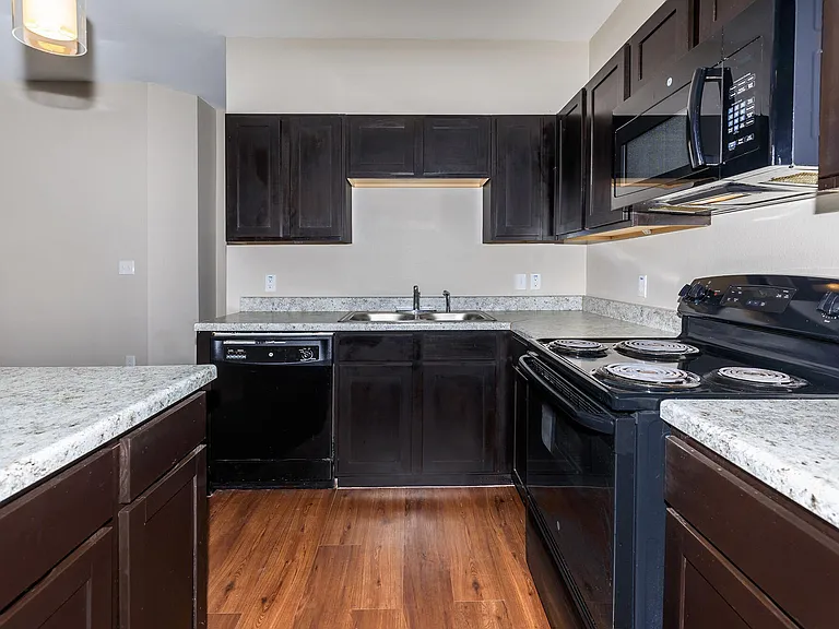 815 N Shary Blvd — Photo 1