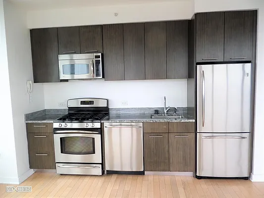 Rented by Citi Habitats | media 10