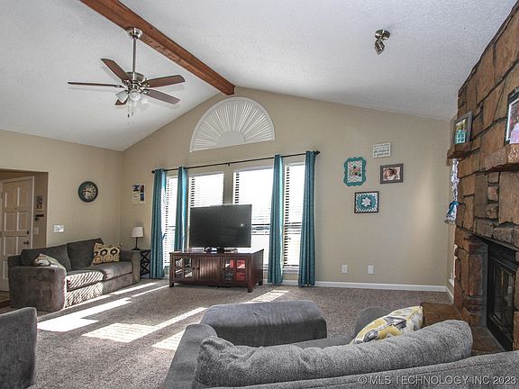 4th image of 11886 S 267th East Ave
