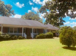 320 Commercial Ave, Stantonsburg, NC 27883