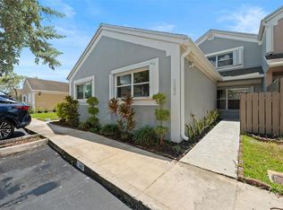 1382 NW 123rd Ave, Pembroke Pines, FL 33026