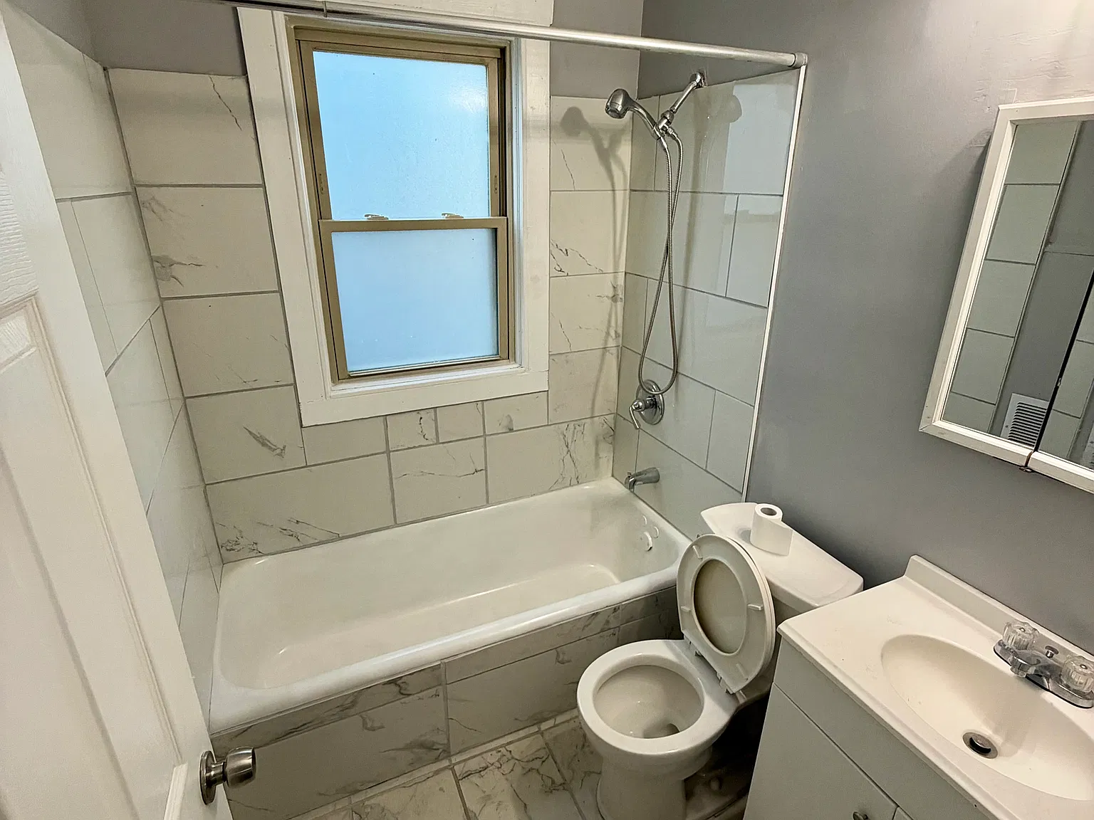 3 bed, 1325 sqft, $1,525 — Photo 4